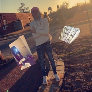 Meet your Posher, Neil